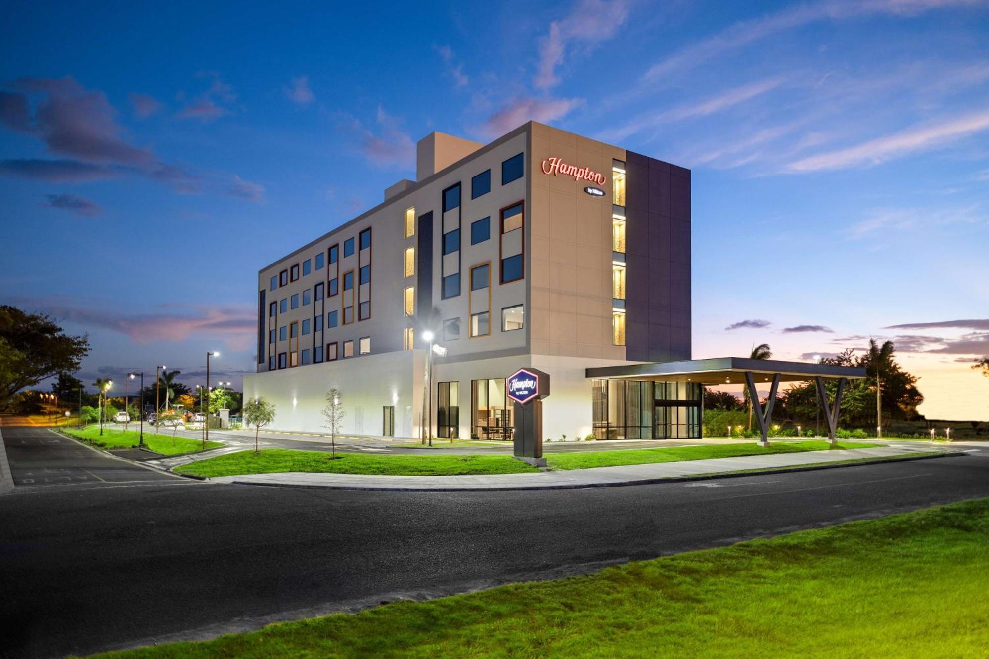 Hotel Hampton By Hilton Guanacaste Airport Liberia Esterno foto
